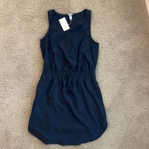 Women’s dress with pockets. Size M